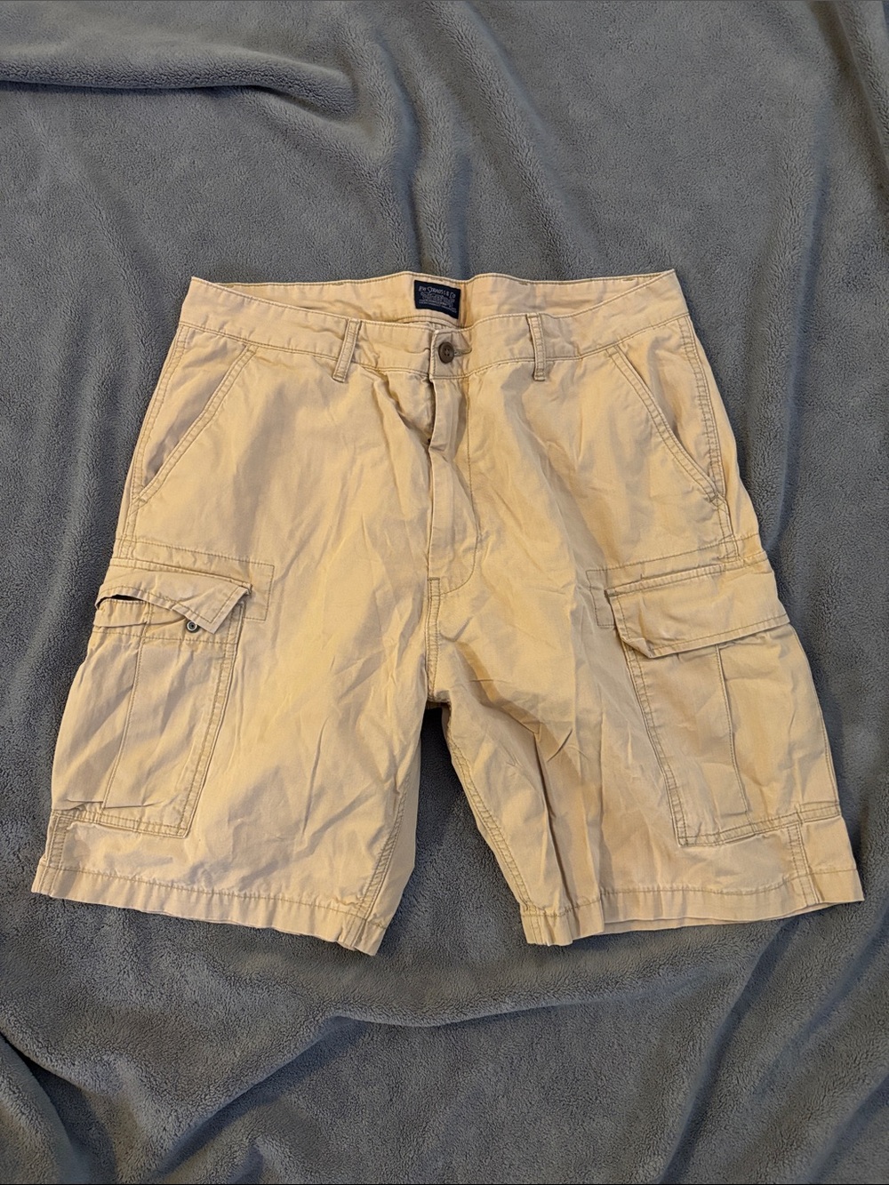 Levi's Tan Cargo Shorts with Multi-Pocket Design